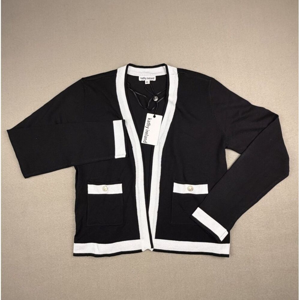 Kathy Ireland Elegant Black & White Contrast Trim Knit Cardigan – Size Medium